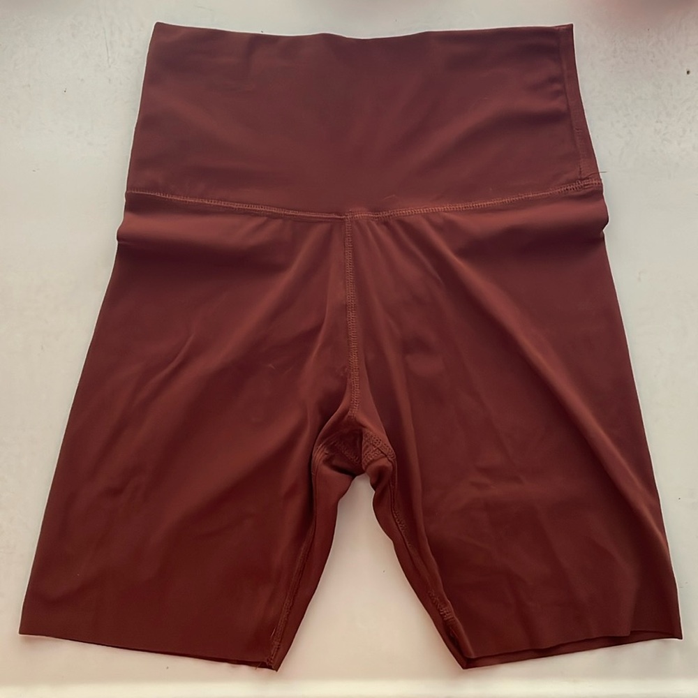 Nike Yoga Biker Shorts